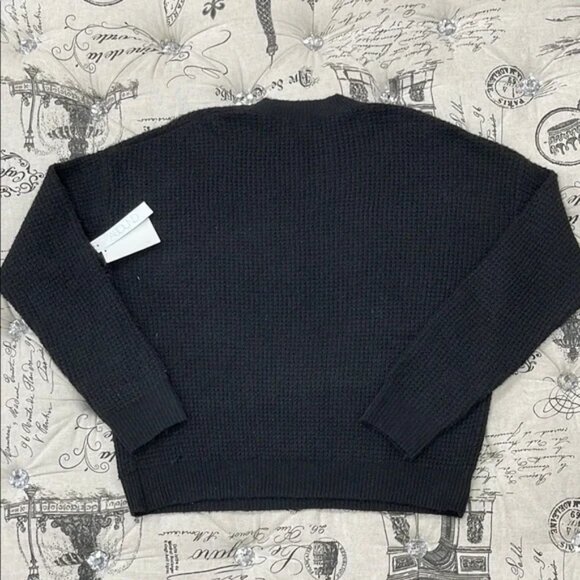 Abound Black Crew Neck Sweater with Chunky Knit - Picture 9 of 9